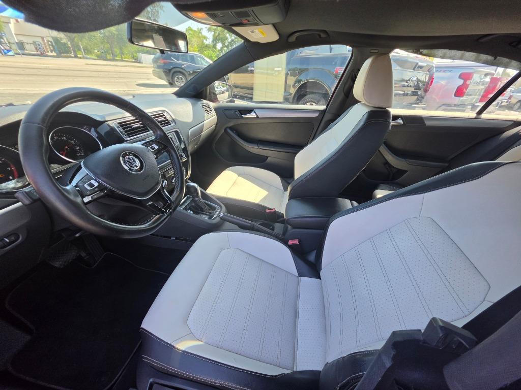 2016 Volkswagen Jetta - $5,999