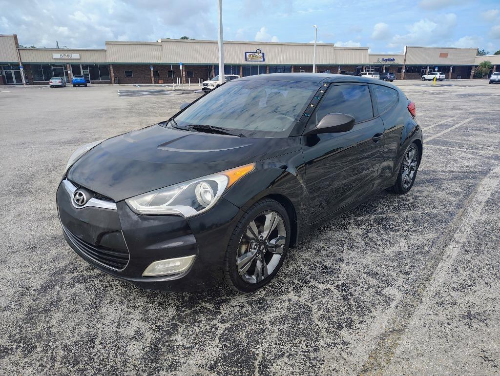 2016 Hyundai Veloster - $8,999