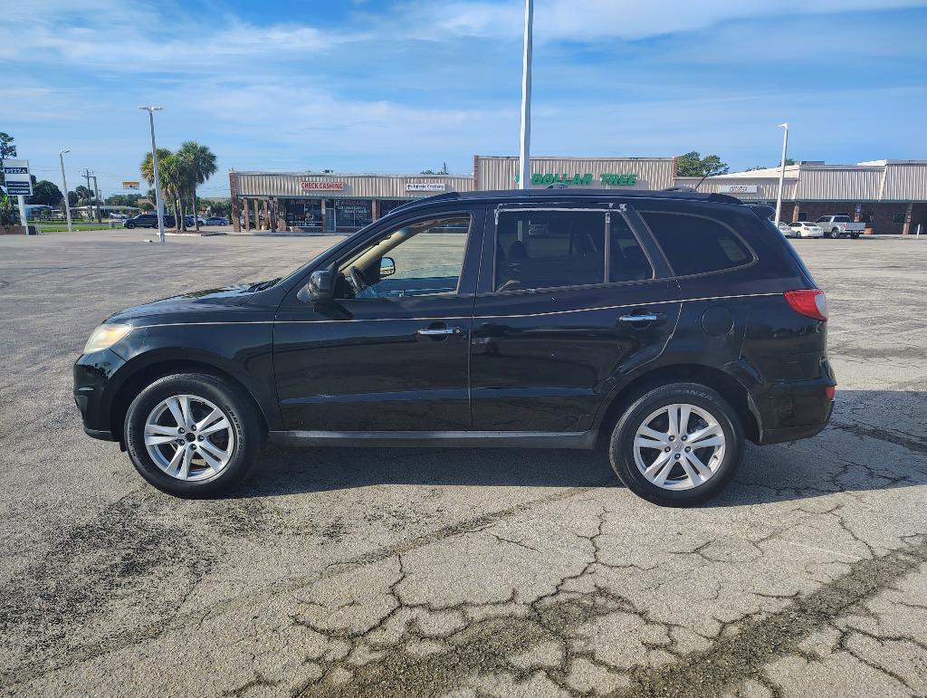 2012 Hyundai Santa Fe - $5,500
