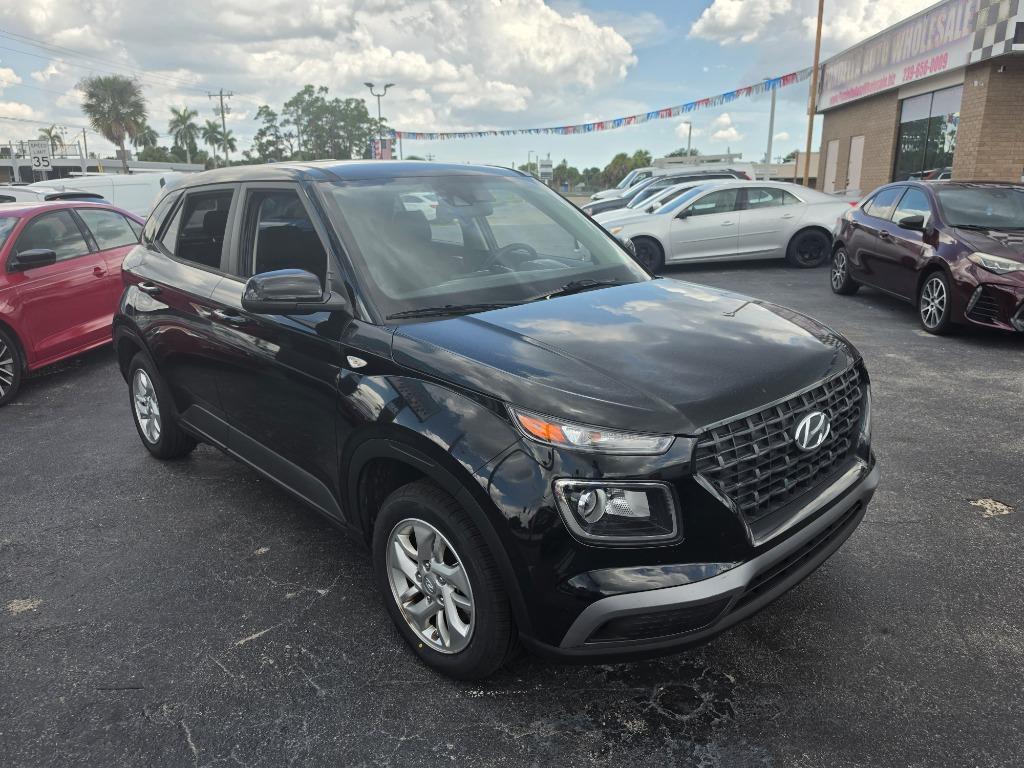 2021 Hyundai Venue - $9,999