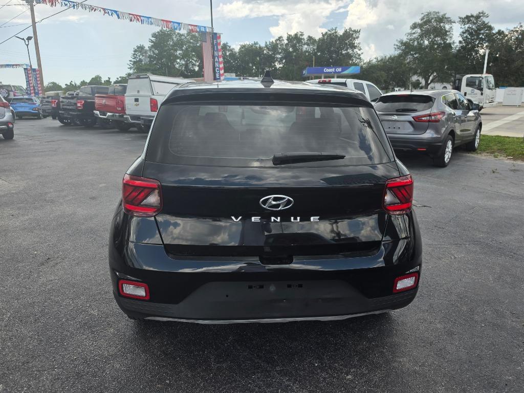 2021 Hyundai Venue - $9,999