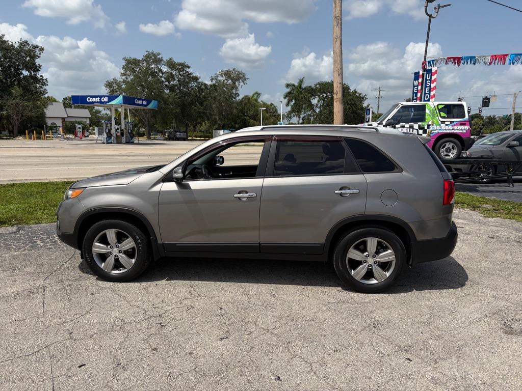 2013 Kia Sorento - $3,999
