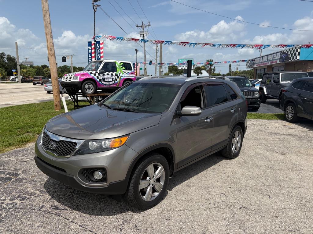 2013 Kia Sorento - $3,999