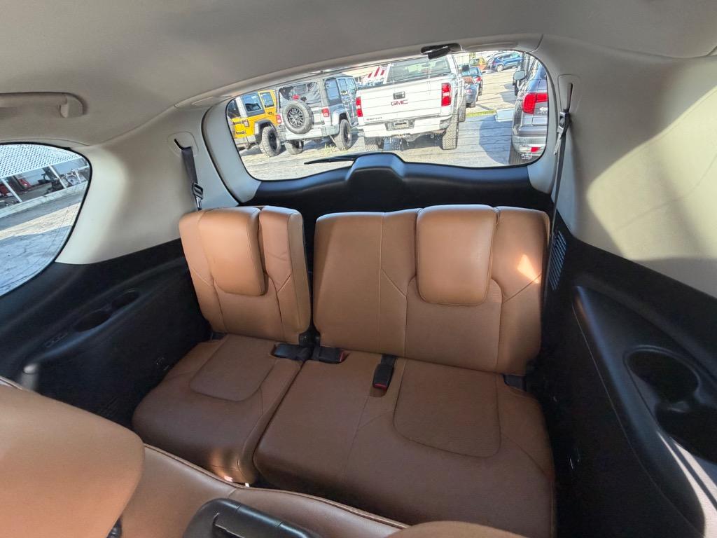 2016 INFINITI QX80 - $13,500