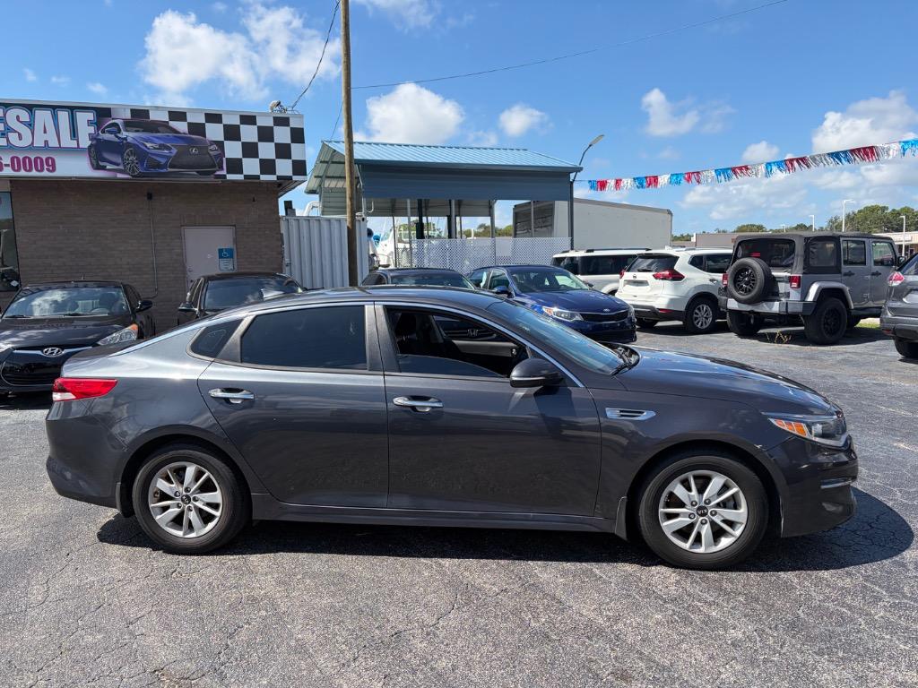 2017 Kia Optima - $7,500