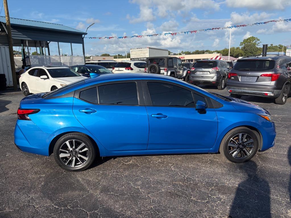 2021 Nissan Versa - $9,500