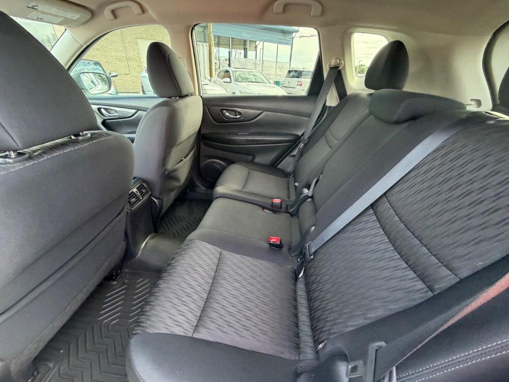 2017 Nissan Rogue - $7,999