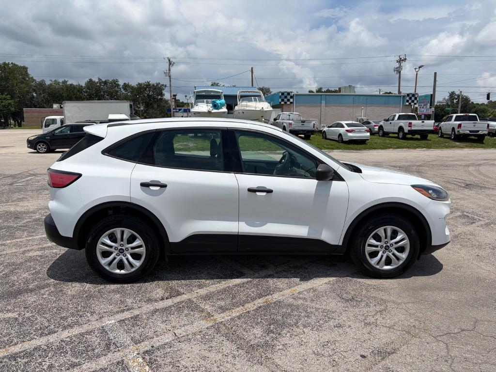 2021 Ford Escape - $13,000