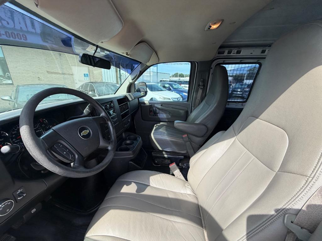 2015 Chevrolet Express - $5,500