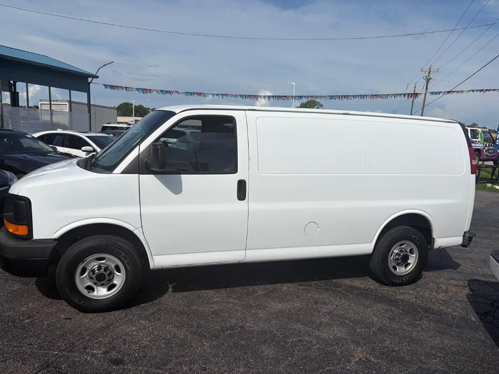 2015 Chevrolet Express - $5,500