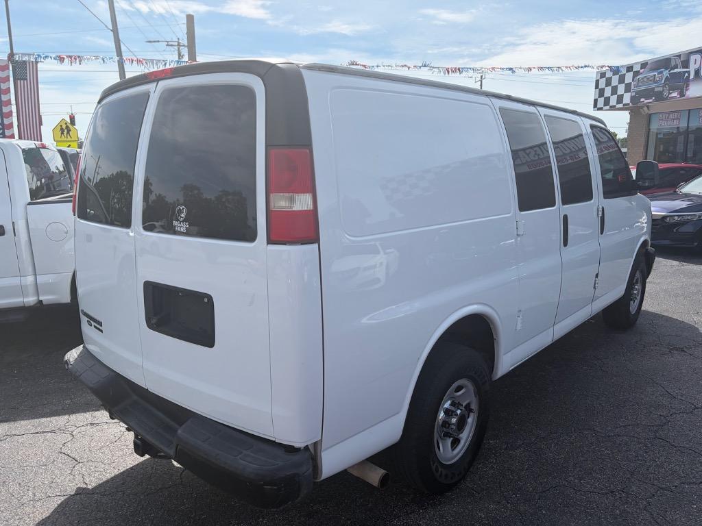 2015 Chevrolet Express - $5,500