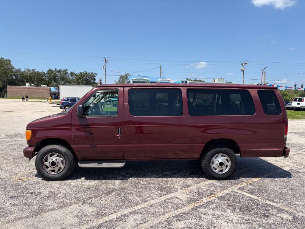 2005 Ford E-350 - $4,999