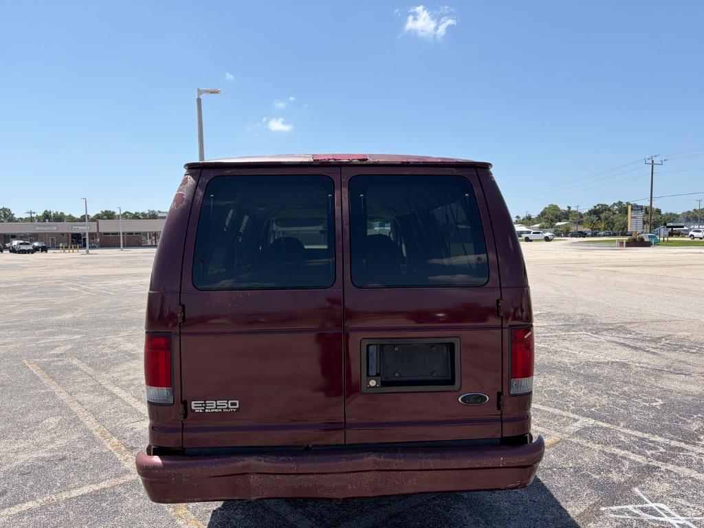 2005 Ford E-350 - $4,999