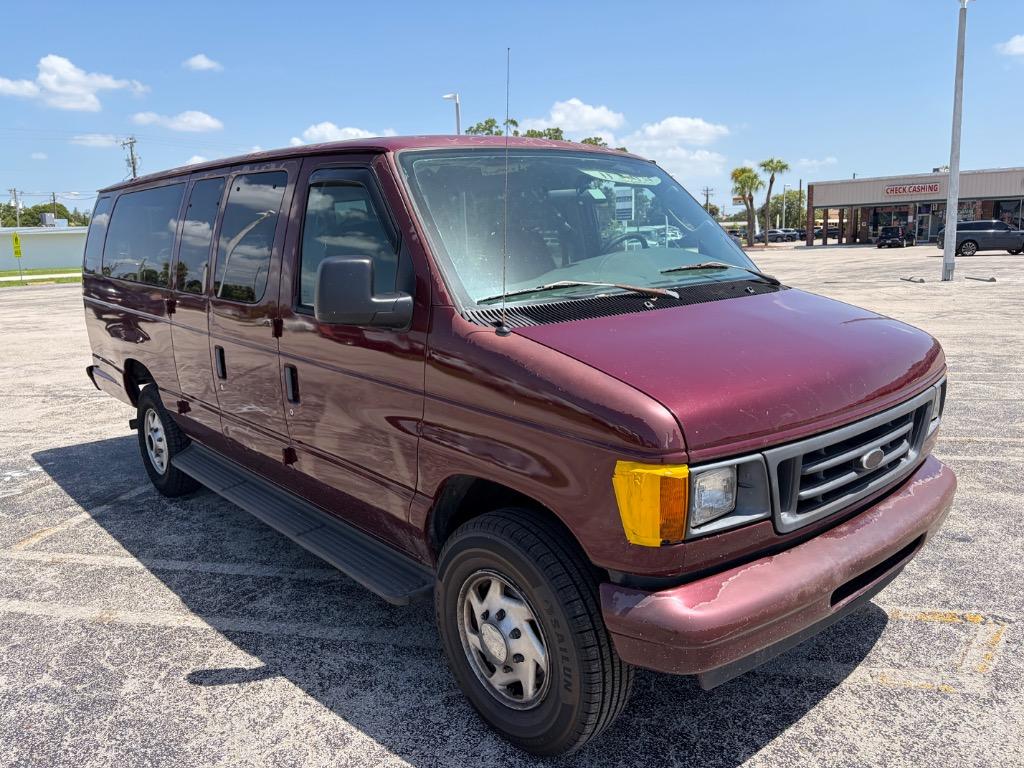 2005 Ford E-350 - $4,999