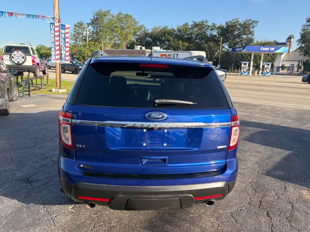 2015 Ford Explorer - $9,999