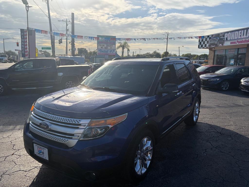 2015 Ford Explorer - $9,999