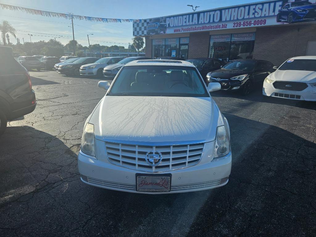 2011 Cadillac DTS - $5,999