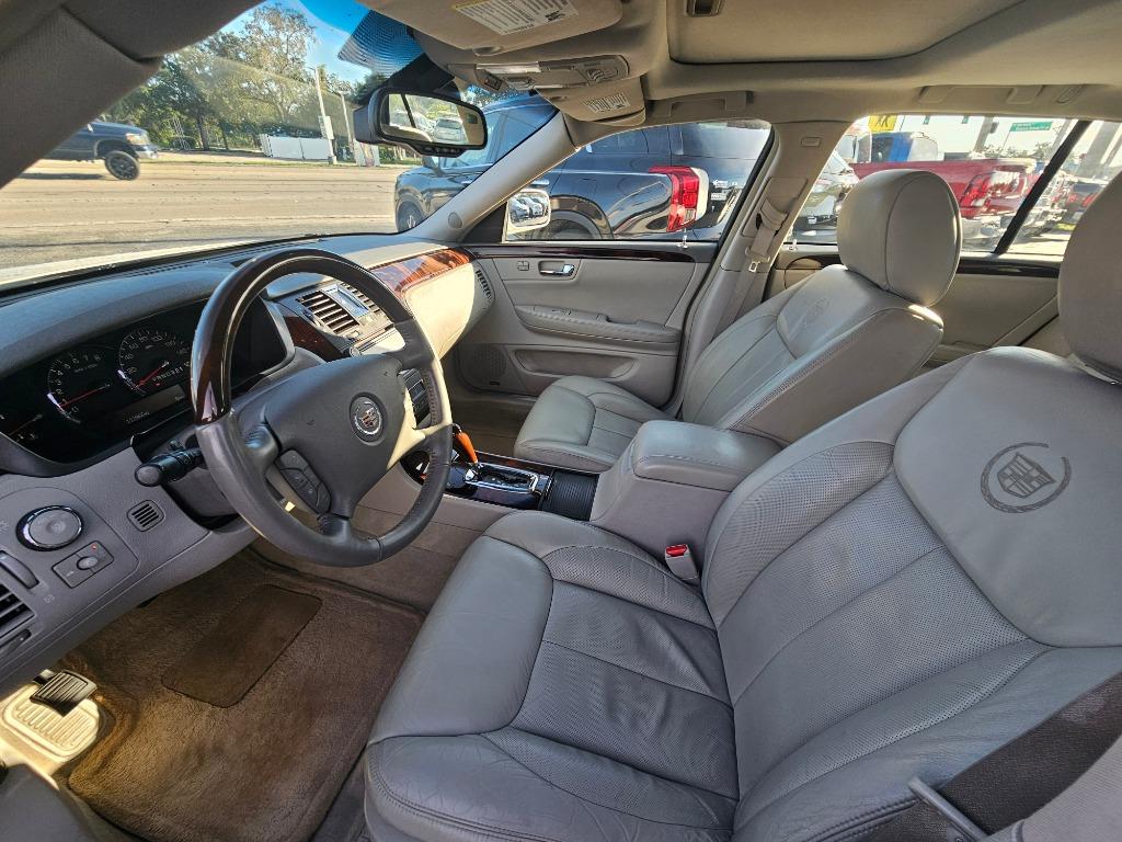 2011 Cadillac DTS - $5,999