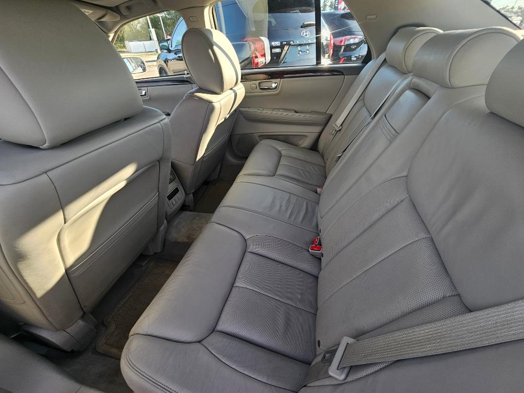 2011 Cadillac DTS - $5,999