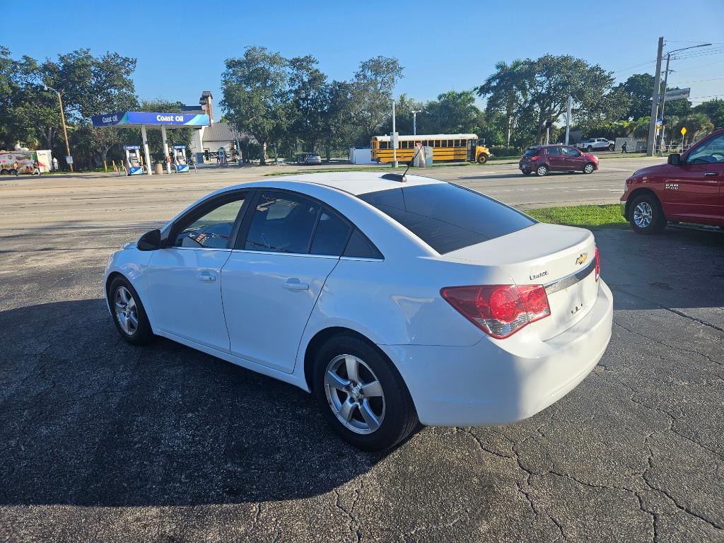 2016 Chevrolet Cruze - $5,500
