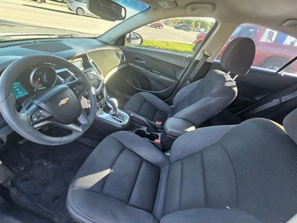 2016 Chevrolet Cruze - $5,500