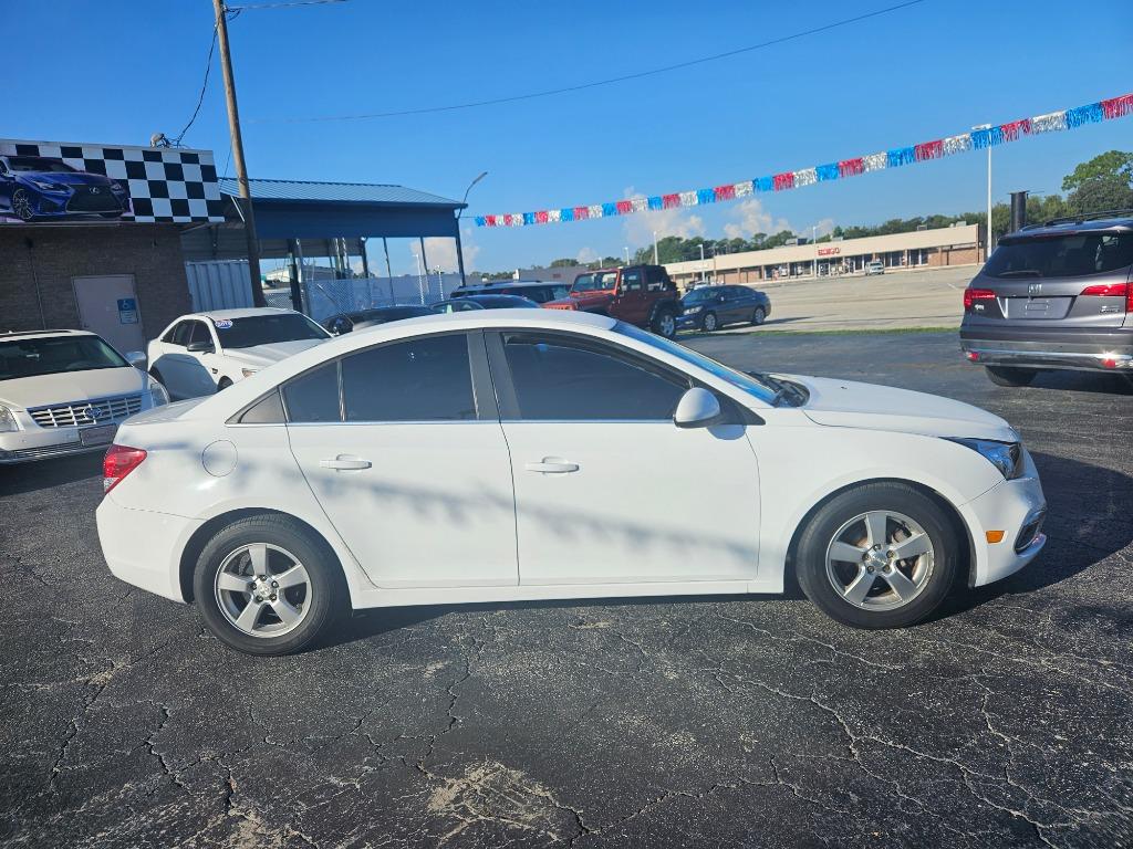 2016 Chevrolet Cruze - $5,500