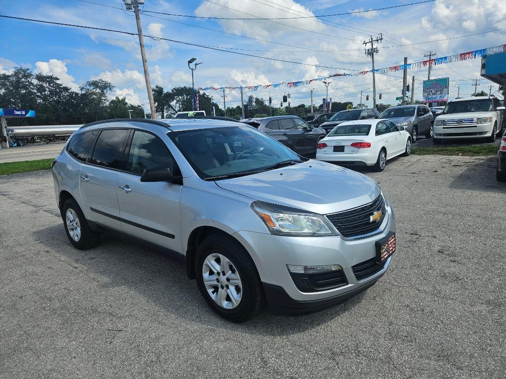 2014 Chevrolet Traverse - $5,999