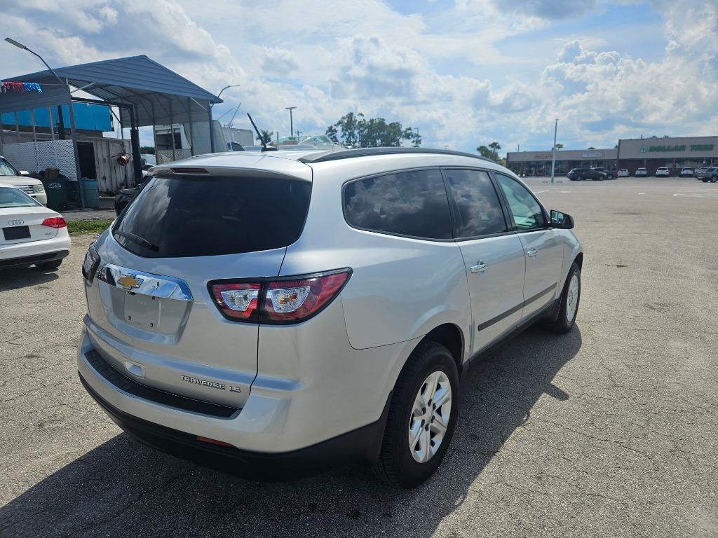 2014 Chevrolet Traverse - $5,999