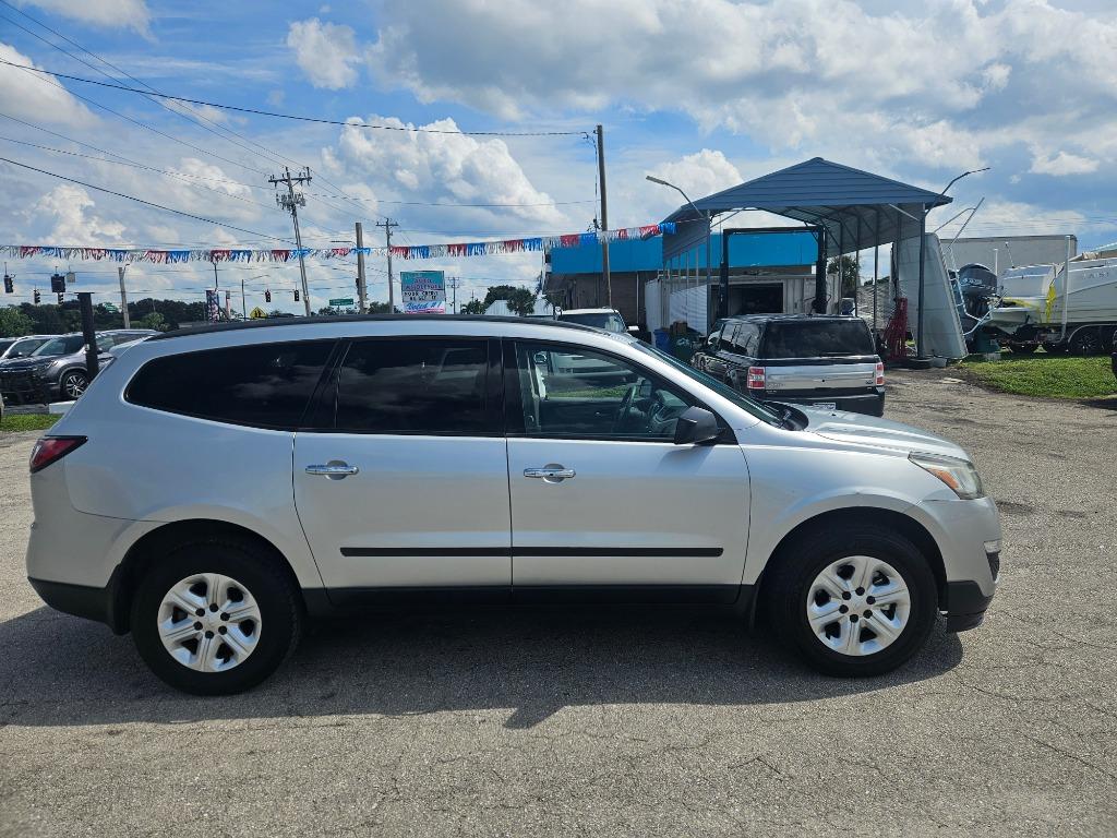 2014 Chevrolet Traverse - $5,999