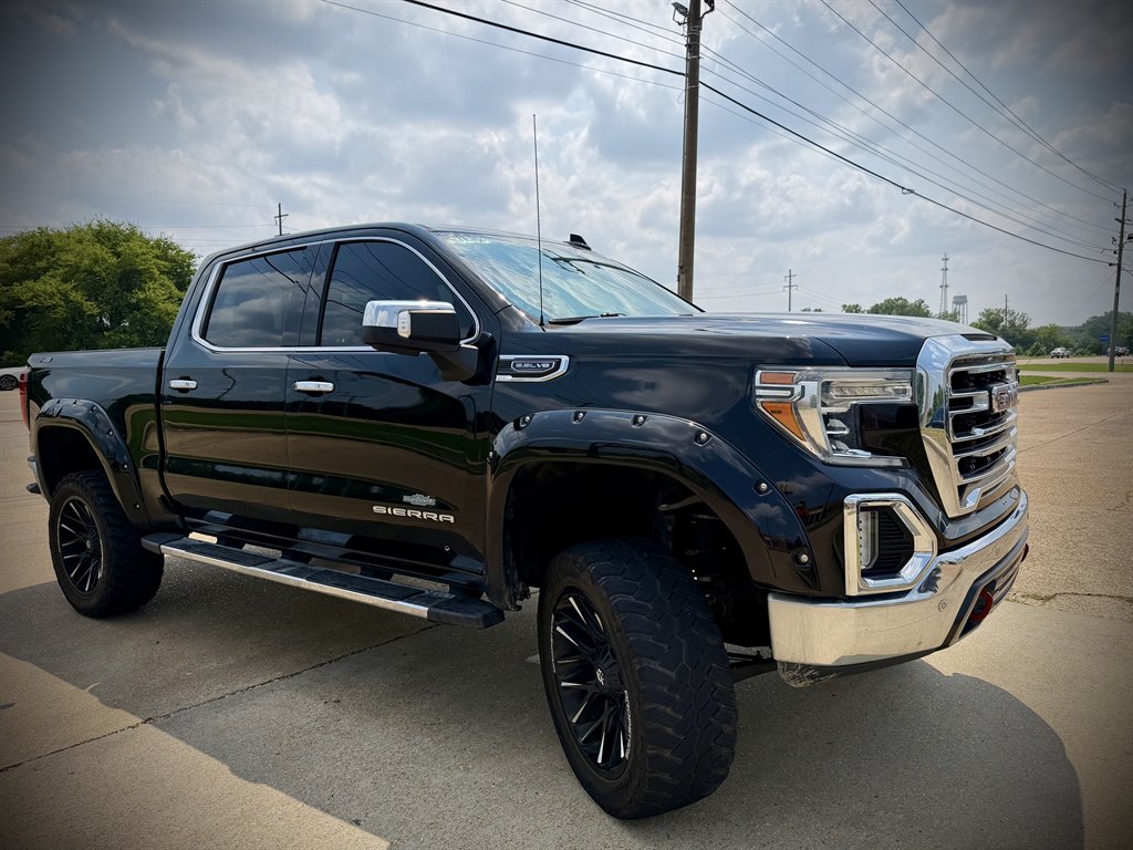 2019 GMC Sierra - $32,950