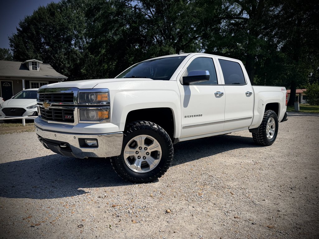 2014 Chevrolet Silverado - $14,450