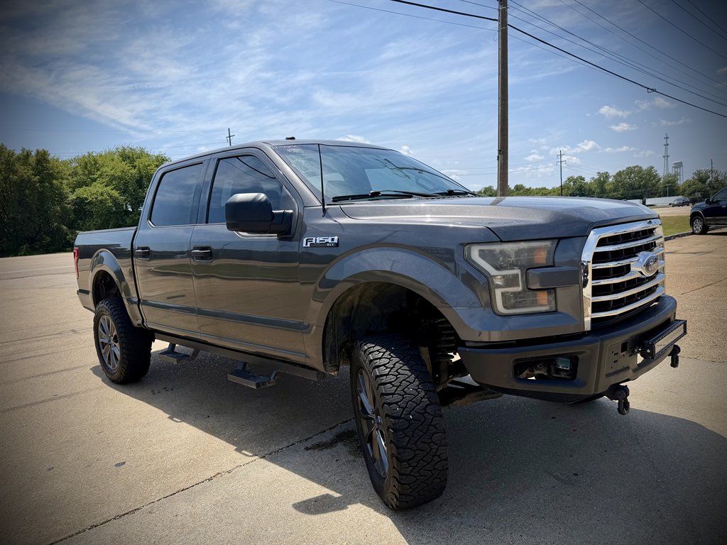 2017 Ford F-150 - $15,950