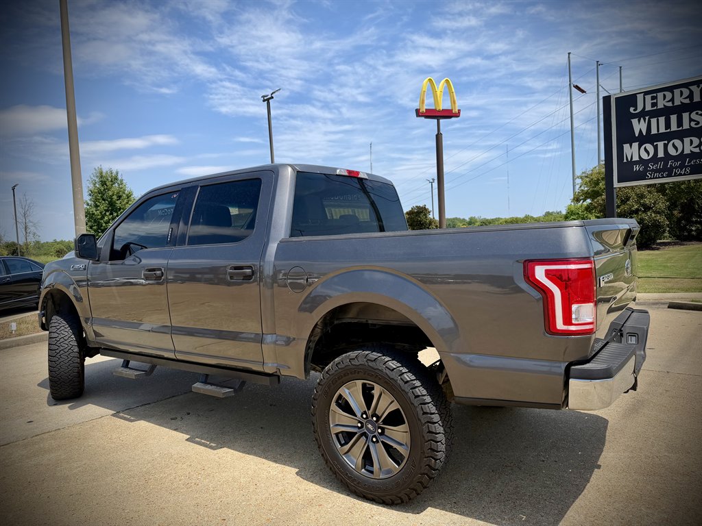 2017 Ford F-150 - $15,950