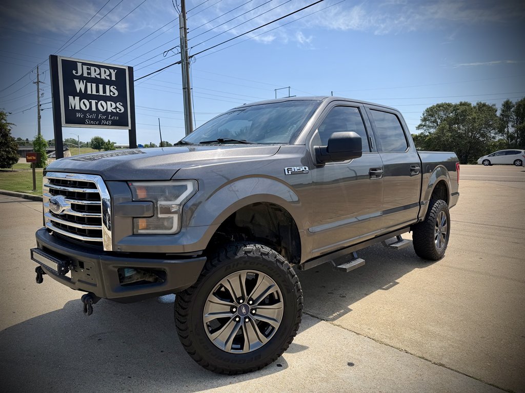 2017 Ford F-150 - $15,950