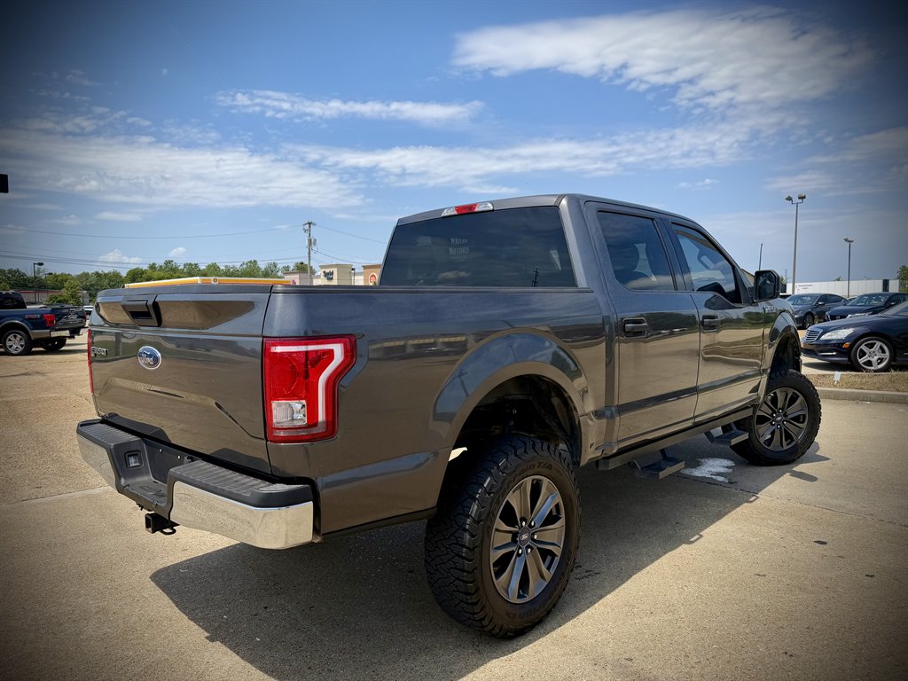 2017 Ford F-150 - $15,950