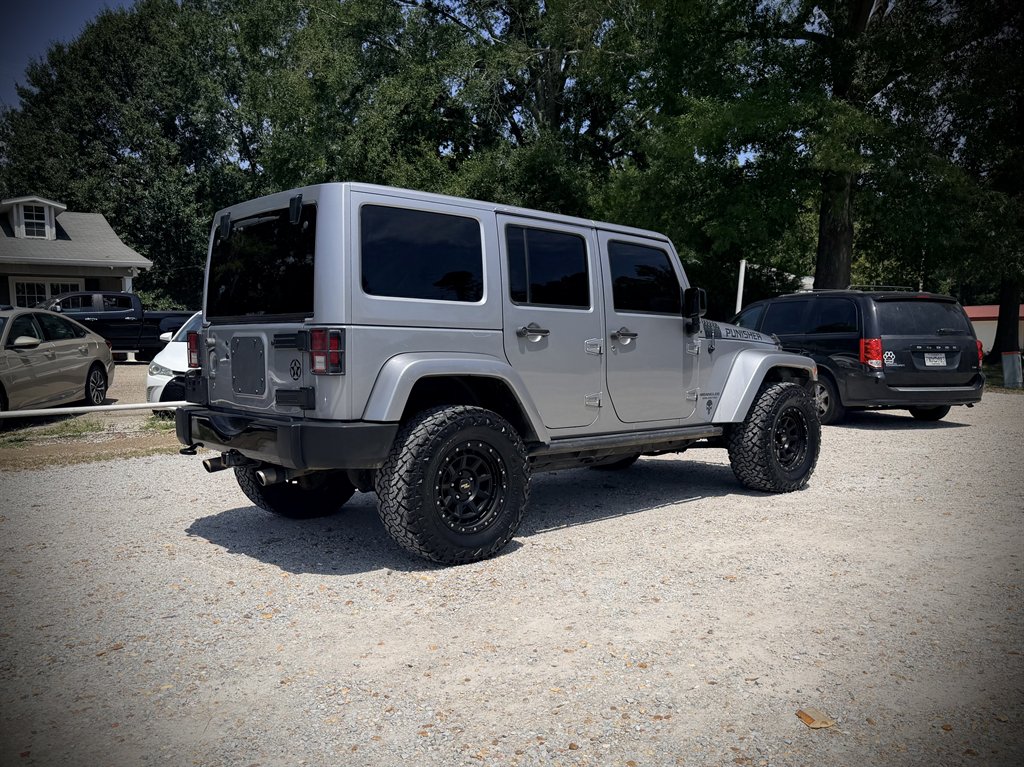 2015 Jeep Wrangler - $15,950