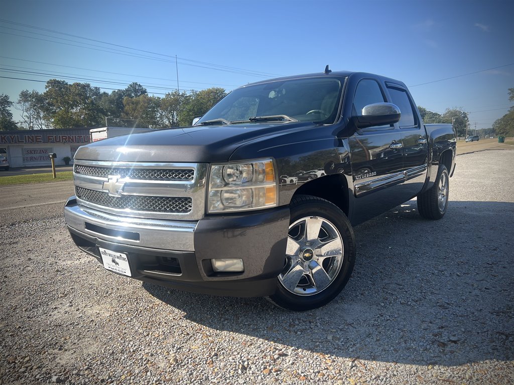 2011 Chevrolet Silverado - $12,950