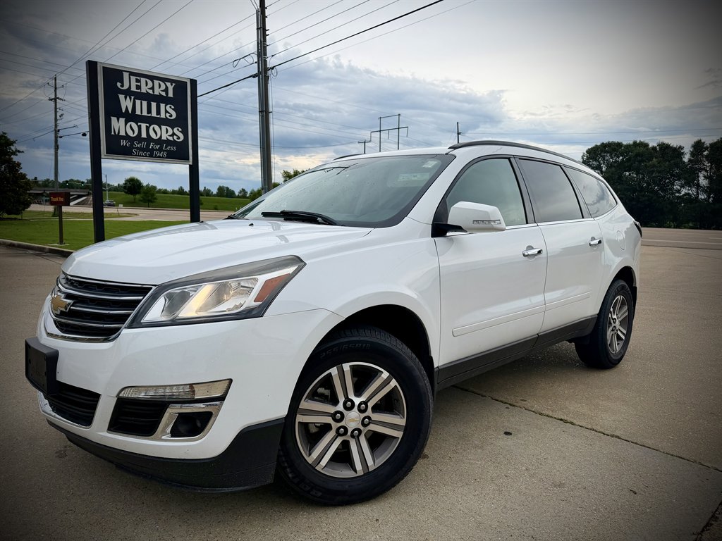 2016 Chevrolet Traverse - $9,450
