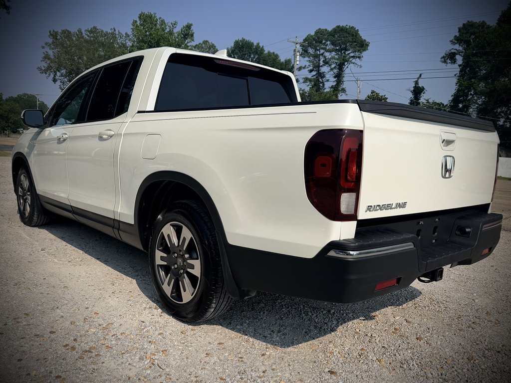 2019 Honda Ridgeline - $16,950