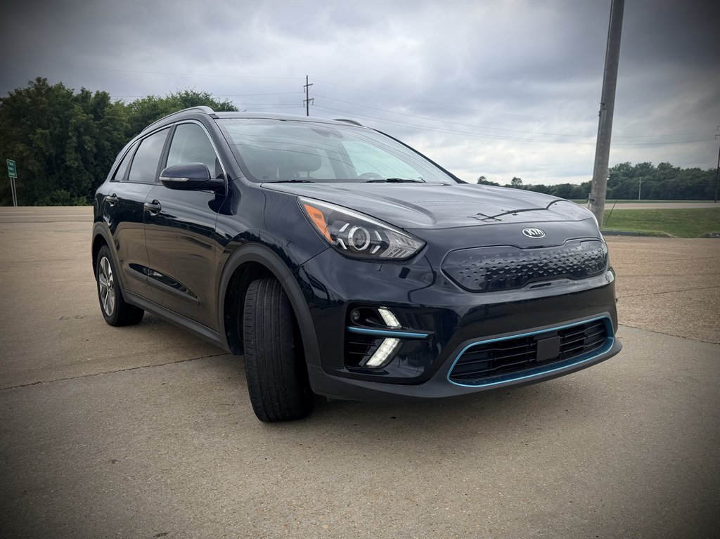 2021 Kia Niro - $12,950