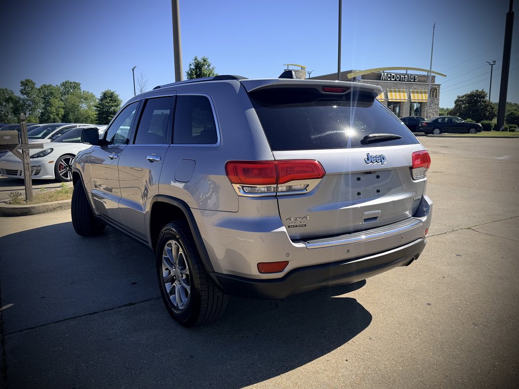 2015 Jeep Cherokee - $11,450