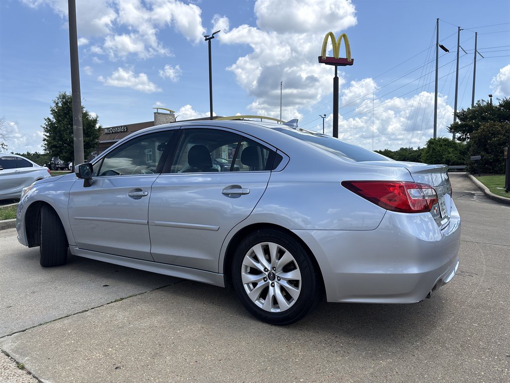 2017 Subaru Legacy - $10,450