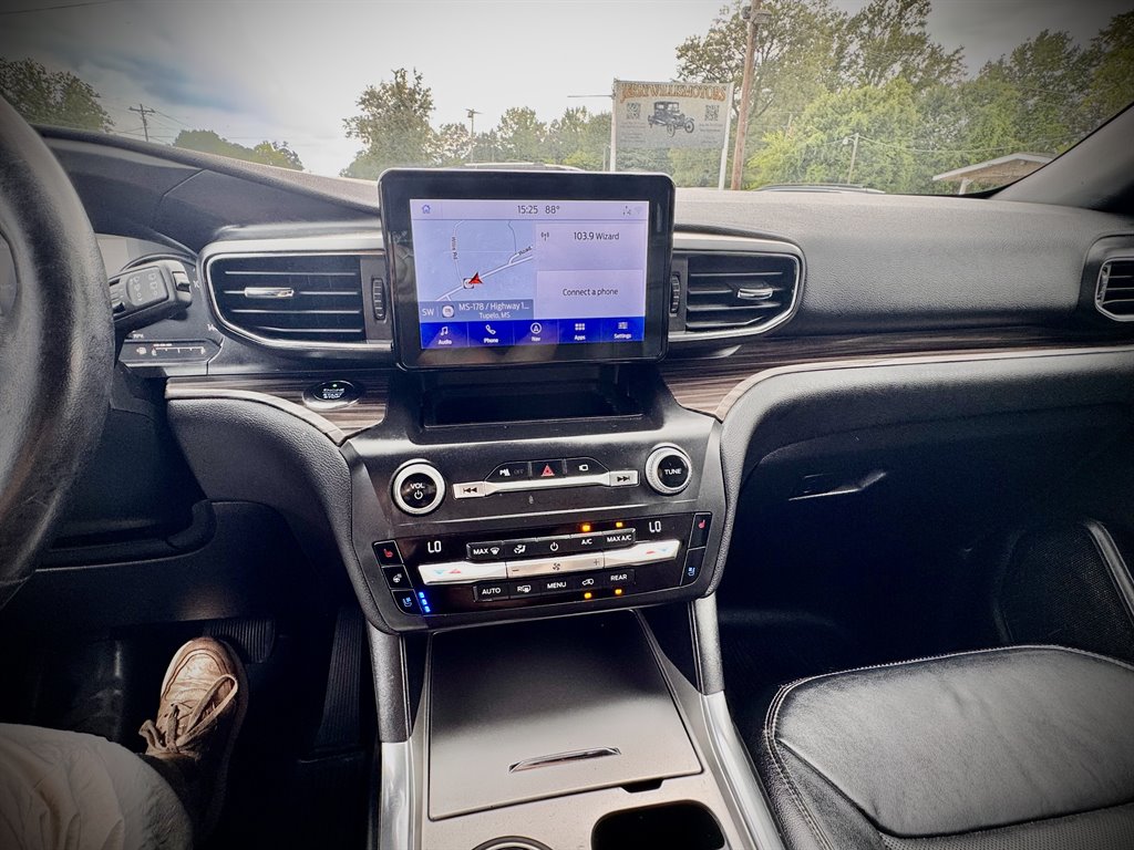 2020 Ford Explorer - $12,950