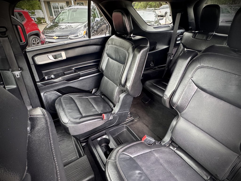 2020 Ford Explorer - $12,950