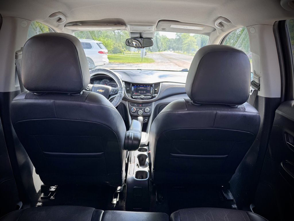 2022 Chevrolet Trax - $13,850
