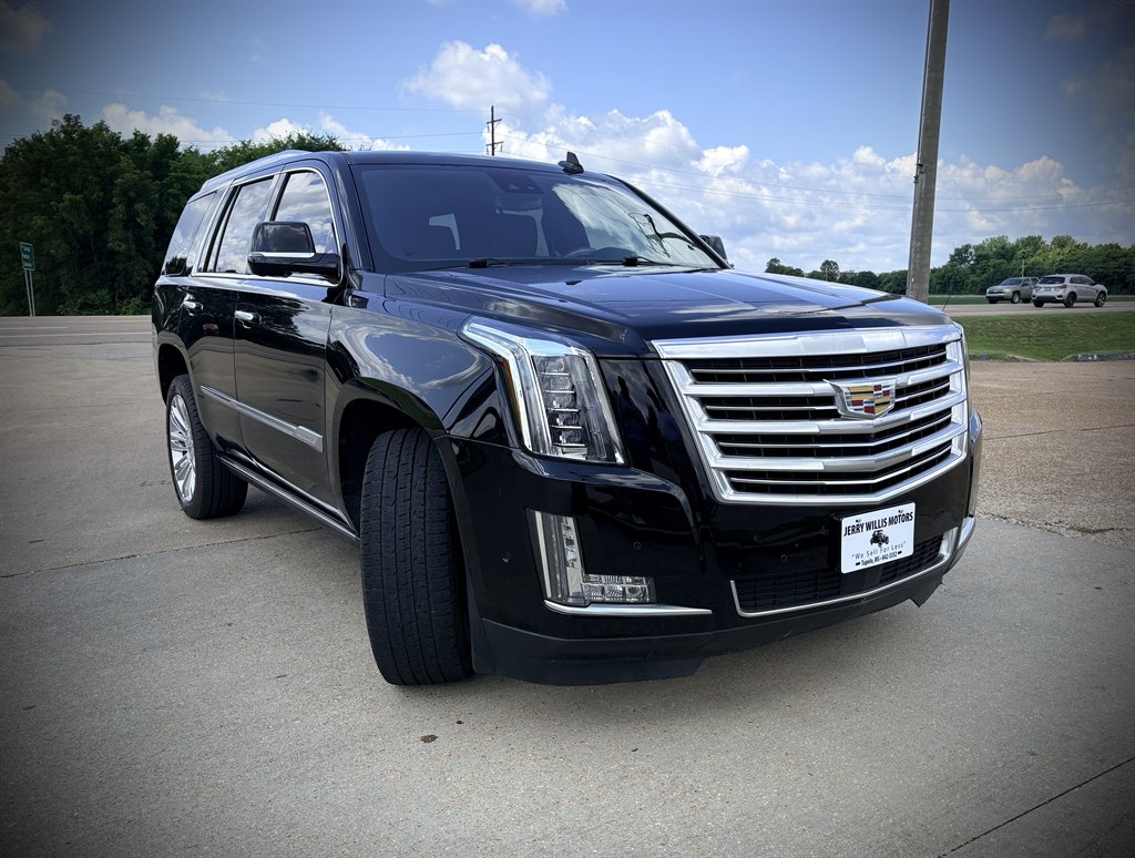 2017 Cadillac Escalade - $24,950