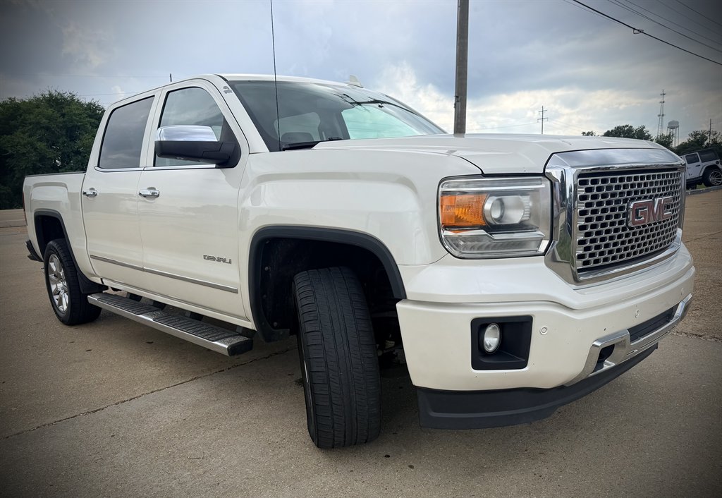 2015 GMC Sierra 1500 - $20,950