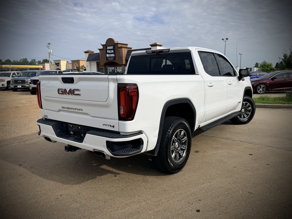 2024 GMC Sierra - $43,450