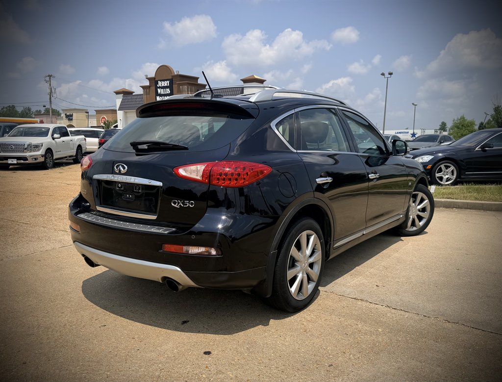 2016 INFINITI QX50 - $11,450