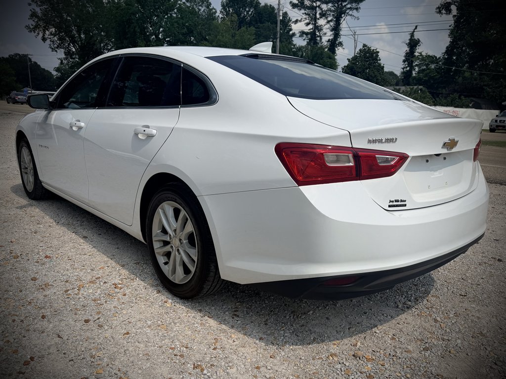 2018 Chevrolet Malibu - $9,950